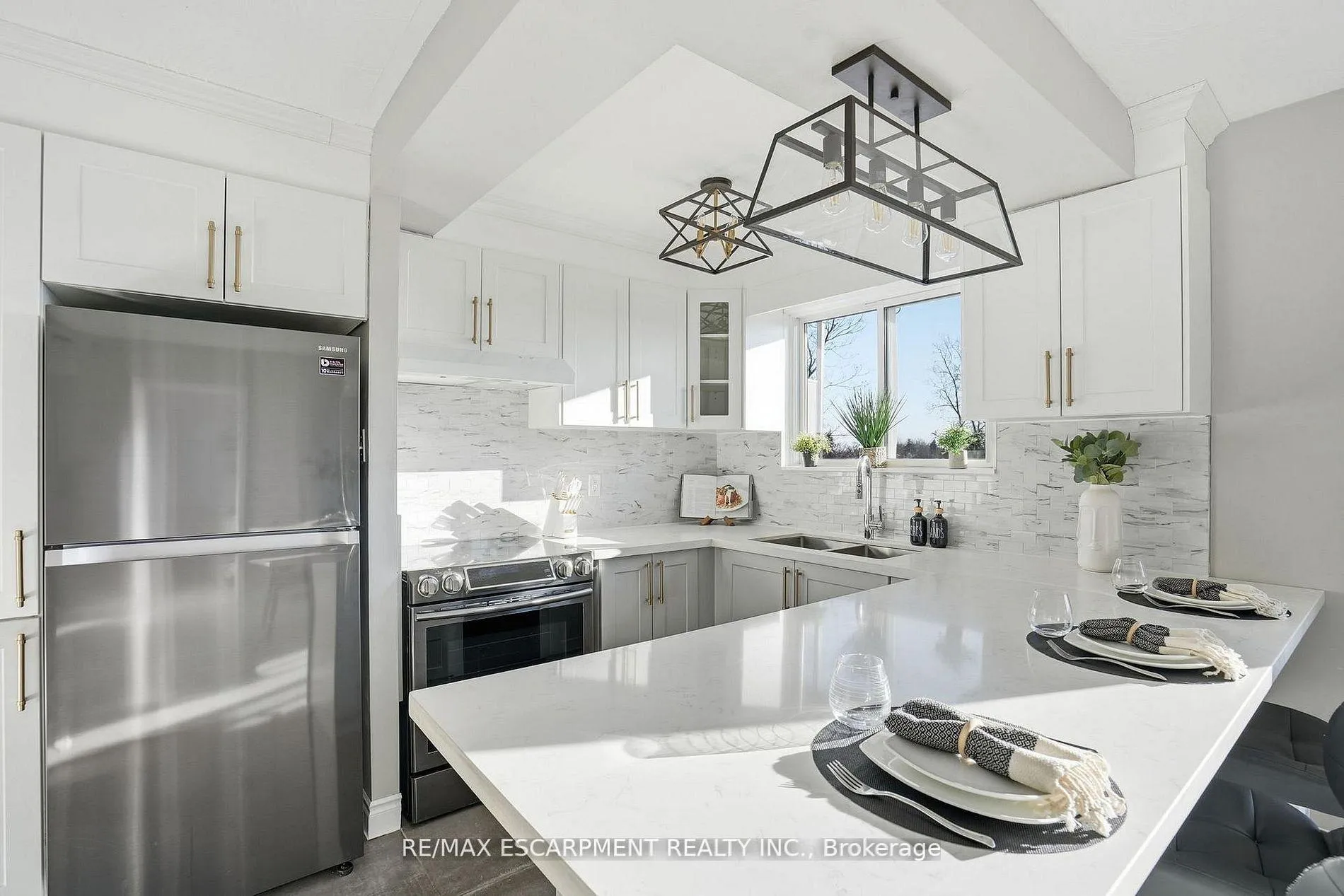 Photo 11 of Unit 38, 2373 King Street E, Hamilton, Glenview — HOMEH