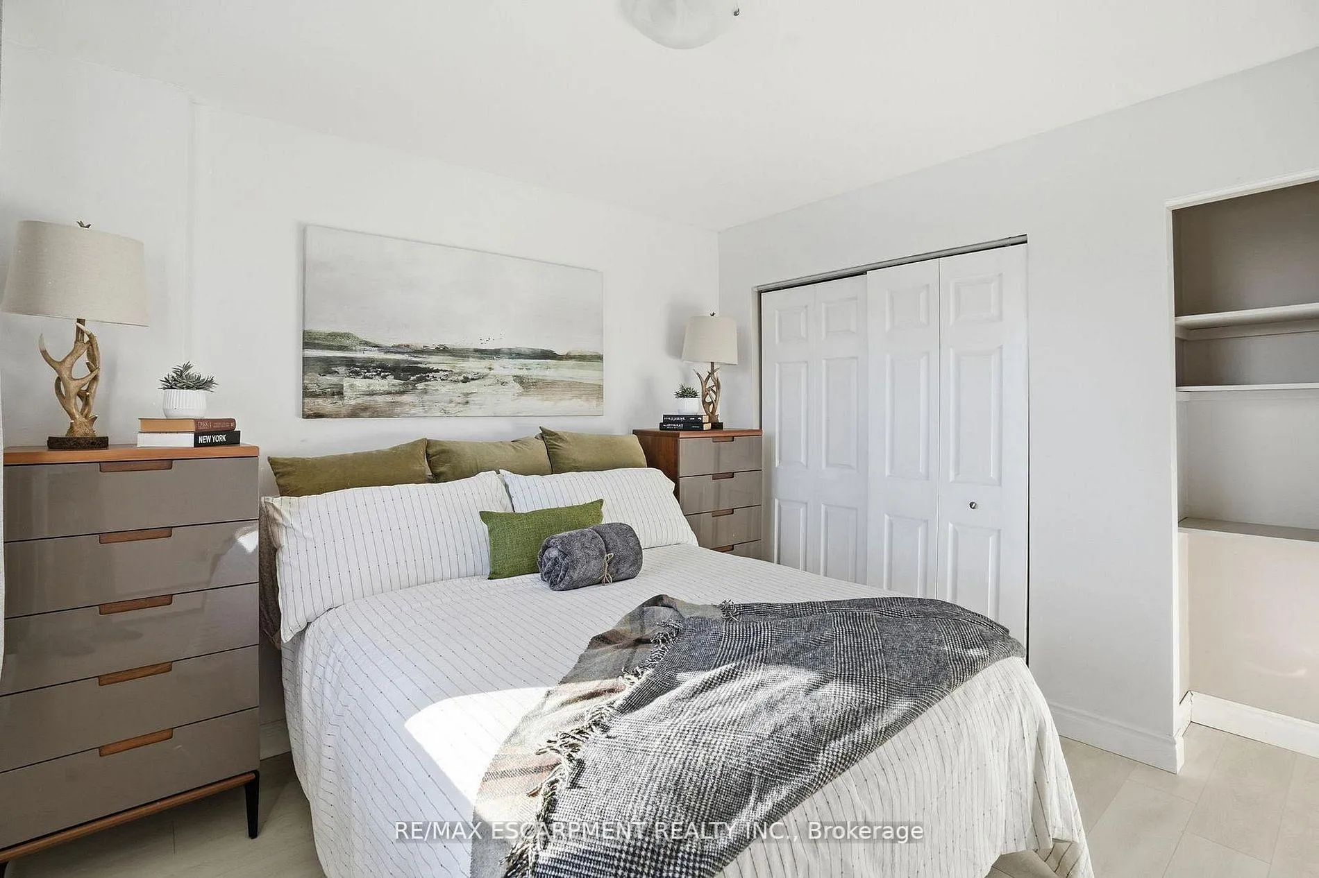 Photo 18 of Unit 38, 2373 King Street E, Hamilton, Glenview — HOMEH
