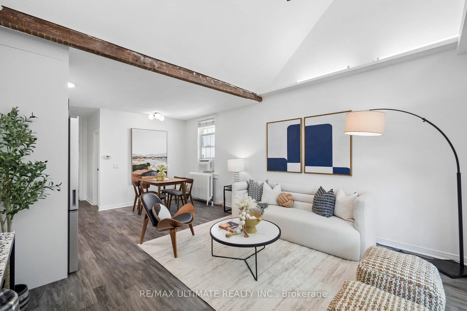 Photo 7 of 132 Hanson Street, Toronto, Woodbine Corridor — HOMEH