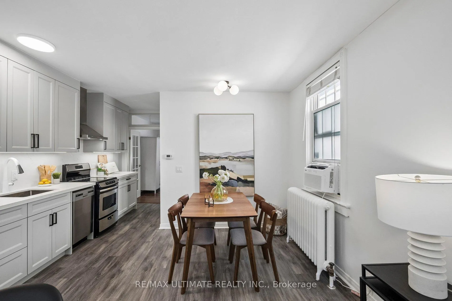 Photo 13 of 132 Hanson Street, Toronto, Woodbine Corridor — HOMEH