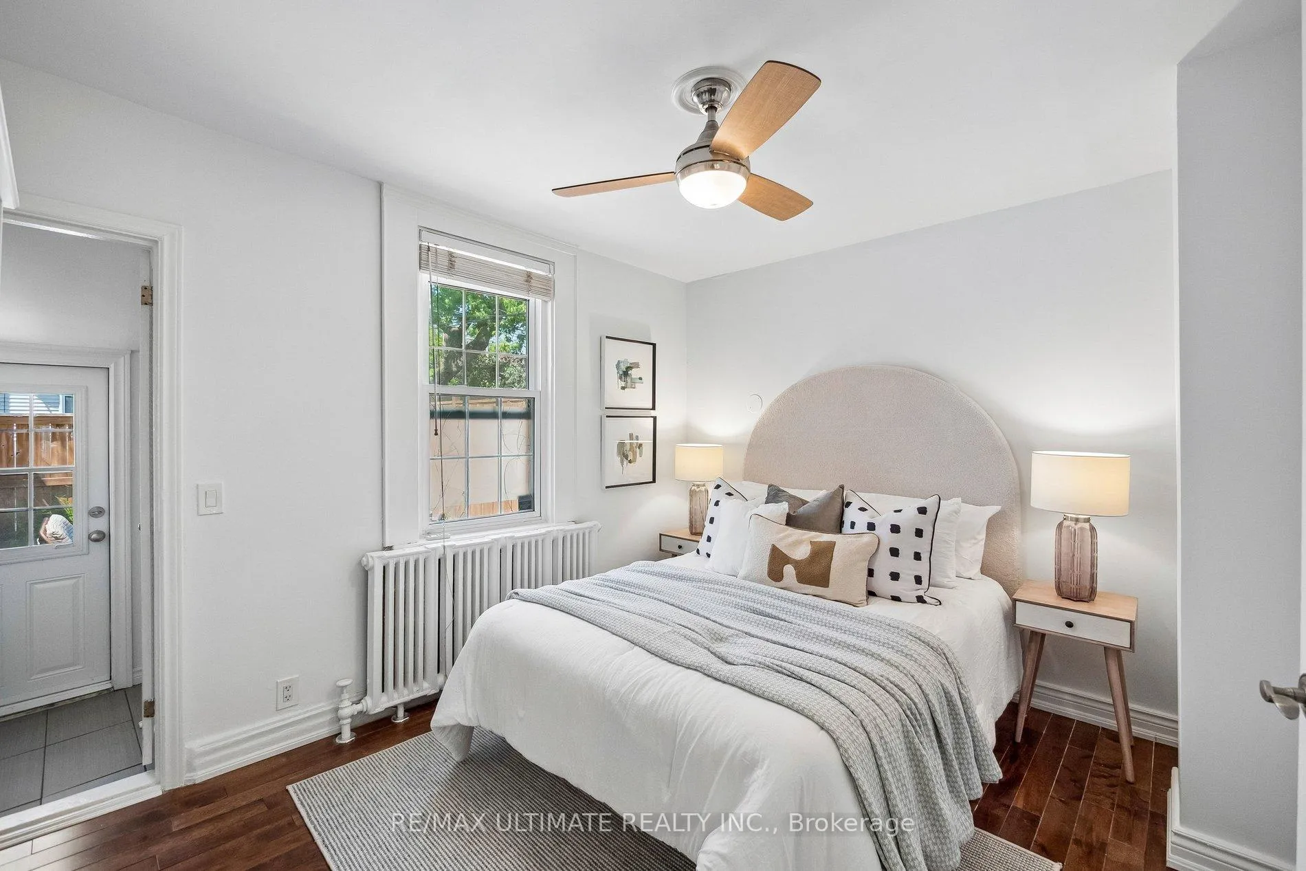 Photo 23 of 132 Hanson Street, Toronto, Woodbine Corridor — HOMEH