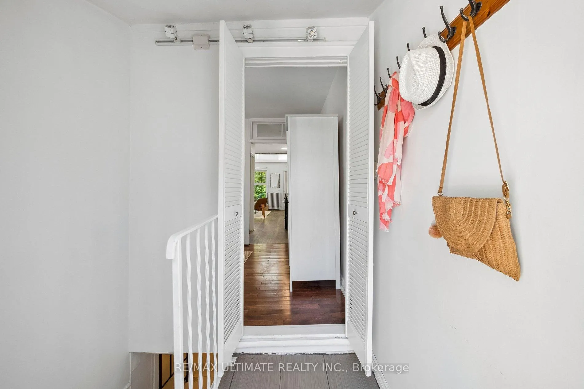 Photo 26 of 132 Hanson Street, Toronto, Woodbine Corridor — HOMEH