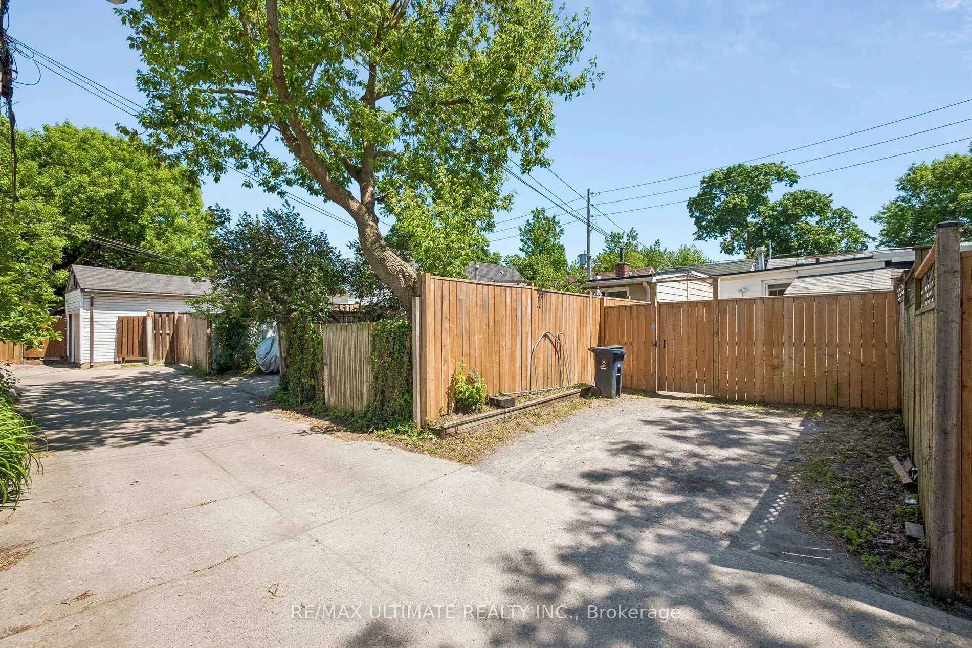 Photo 34 of 132 Hanson Street, Toronto, Woodbine Corridor — HOMEH
