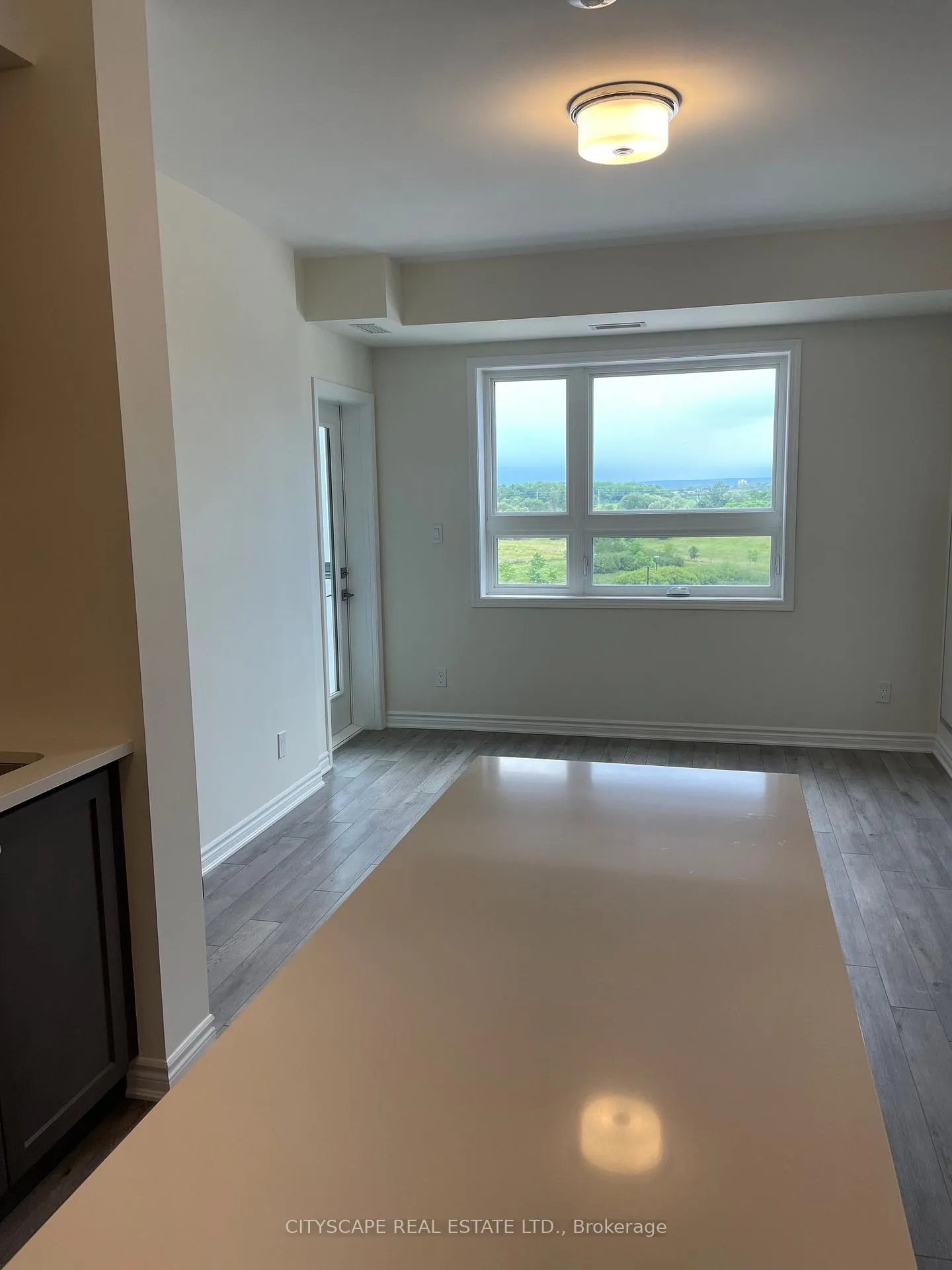 Photo 5 of Unit 502, 200 Lagerfeld Drive, Brampton, Northwest Brampton — HOMEH