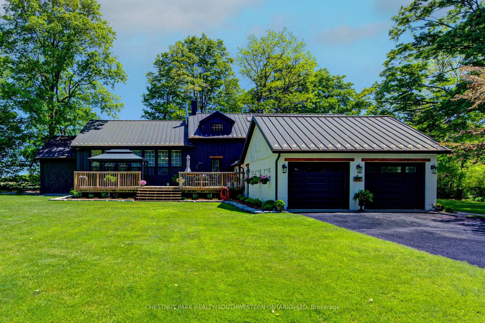 Photo 2 of 4360 Huron Road, Wilmot — HOMEH