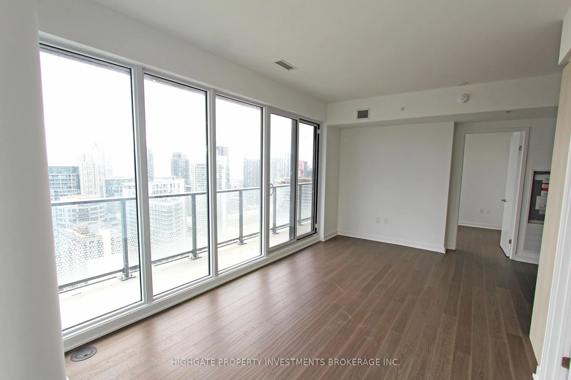 Photo 5 of Unit 3602, 115 Blue Jays Way, Toronto, Waterfront Communities — HOMEH