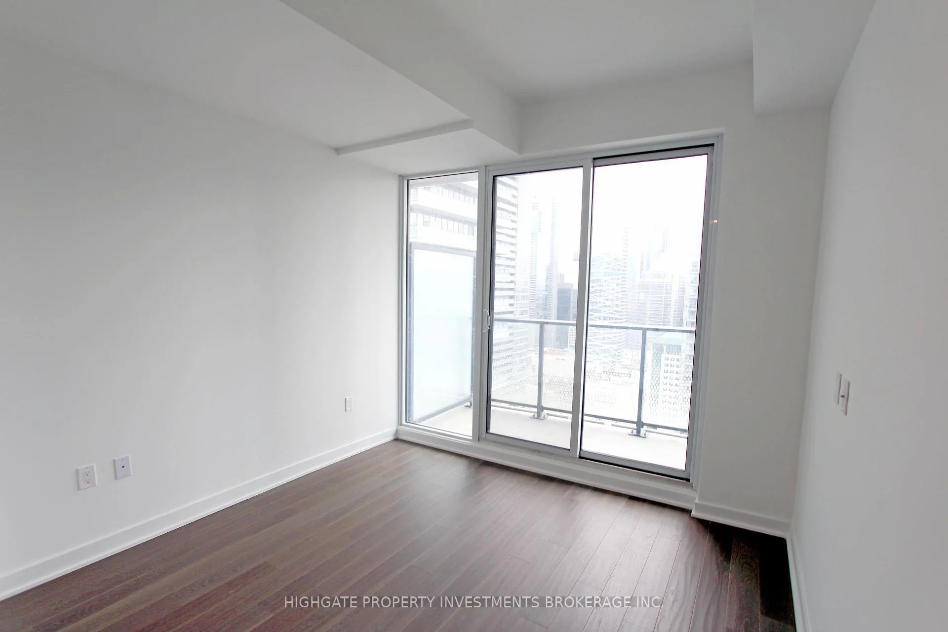 Photo 6 of Unit 3602, 115 Blue Jays Way, Toronto, Waterfront Communities — HOMEH