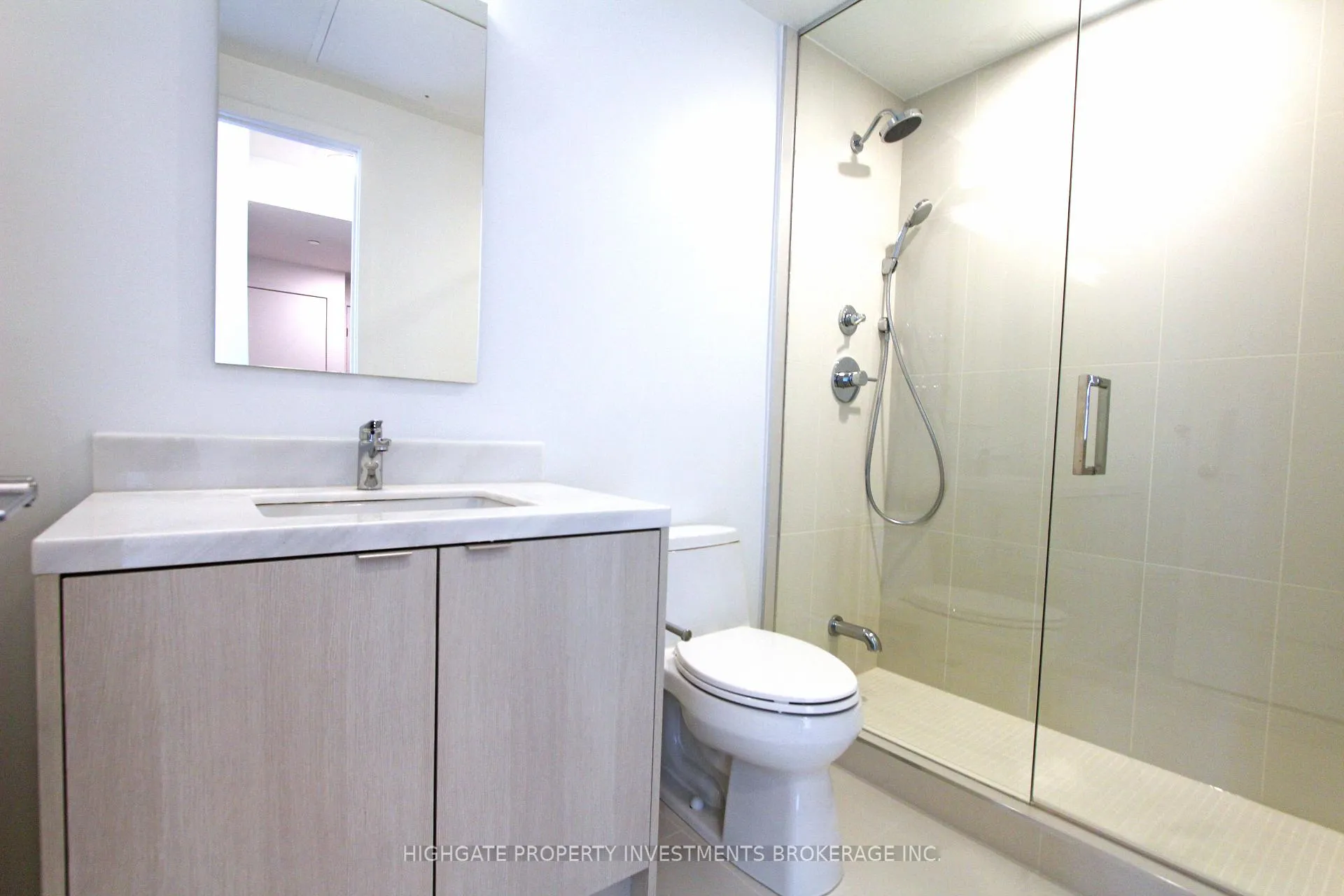 Photo 12 of Unit 3602, 115 Blue Jays Way, Toronto, Waterfront Communities — HOMEH