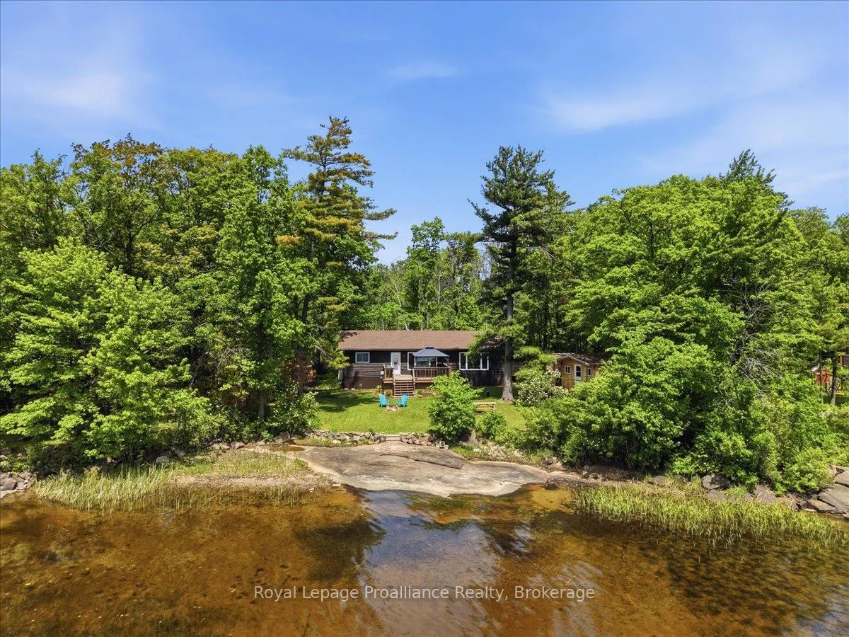 Photo 1 of 304 Lakeview Lane, Tweed, Hungerford (Twp) — HOMEH