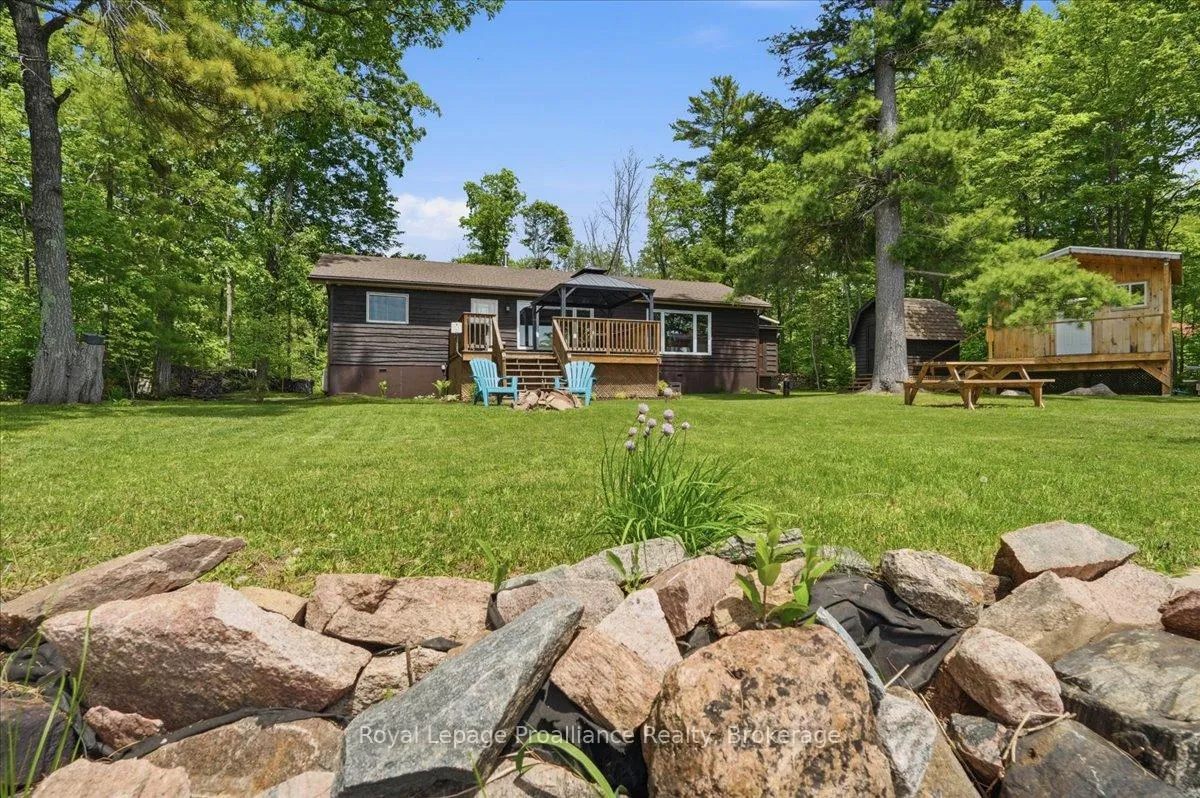 Photo 3 of 304 Lakeview Lane, Tweed, Hungerford (Twp) — HOMEH