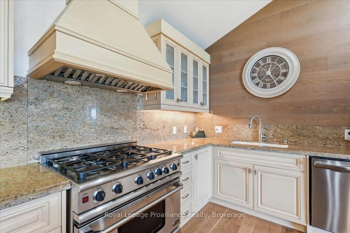 Photo 8 of 304 Lakeview Lane, Tweed, Hungerford (Twp) — HOMEH