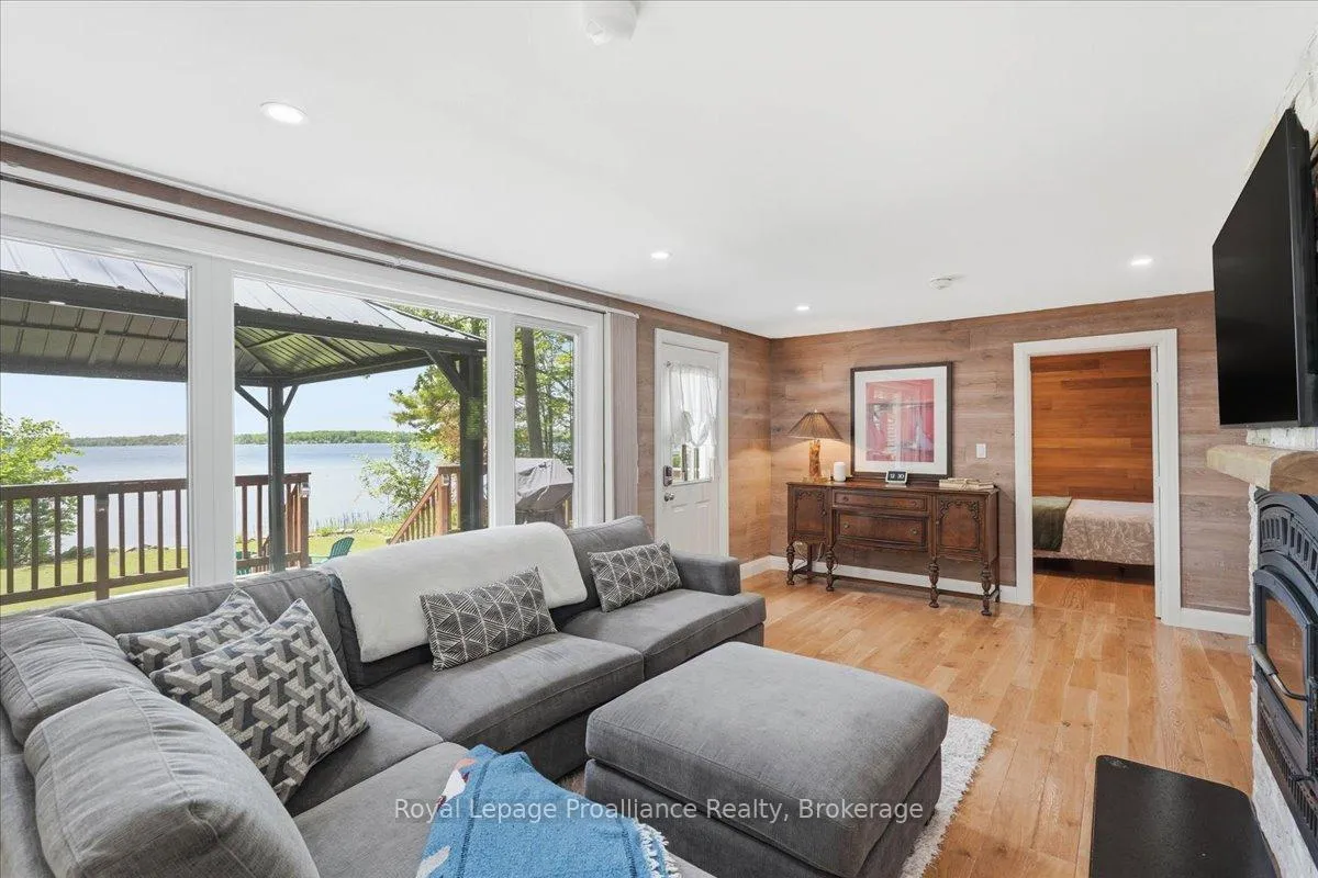 Photo 13 of 304 Lakeview Lane, Tweed, Hungerford (Twp) — HOMEH