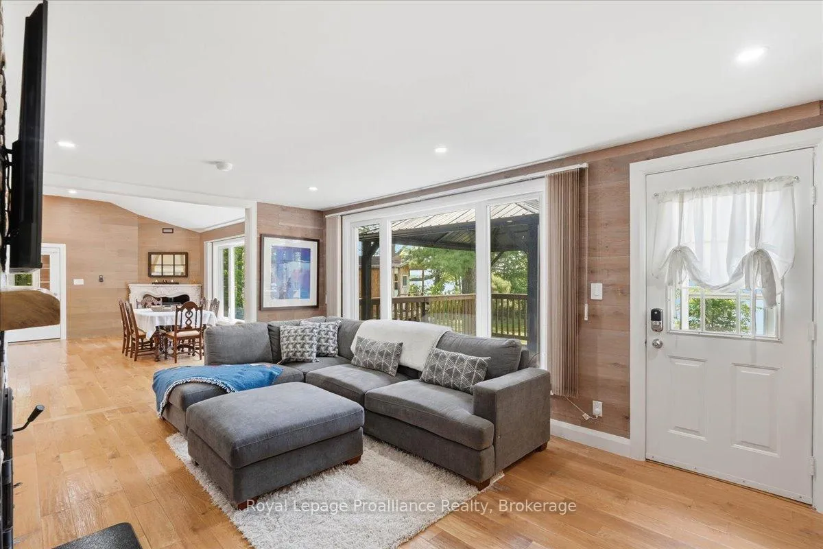 Photo 15 of 304 Lakeview Lane, Tweed, Hungerford (Twp) — HOMEH