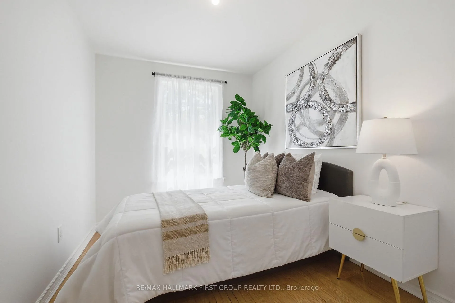 Photo 12 of Unit 102, 925 Bayly Street, Pickering, West Shore — HOMEH