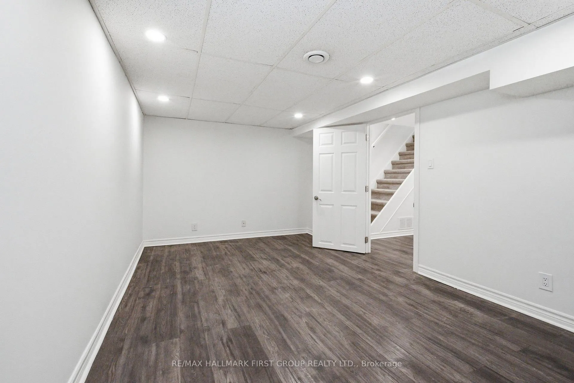 Photo 16 of Unit 102, 925 Bayly Street, Pickering, West Shore — HOMEH
