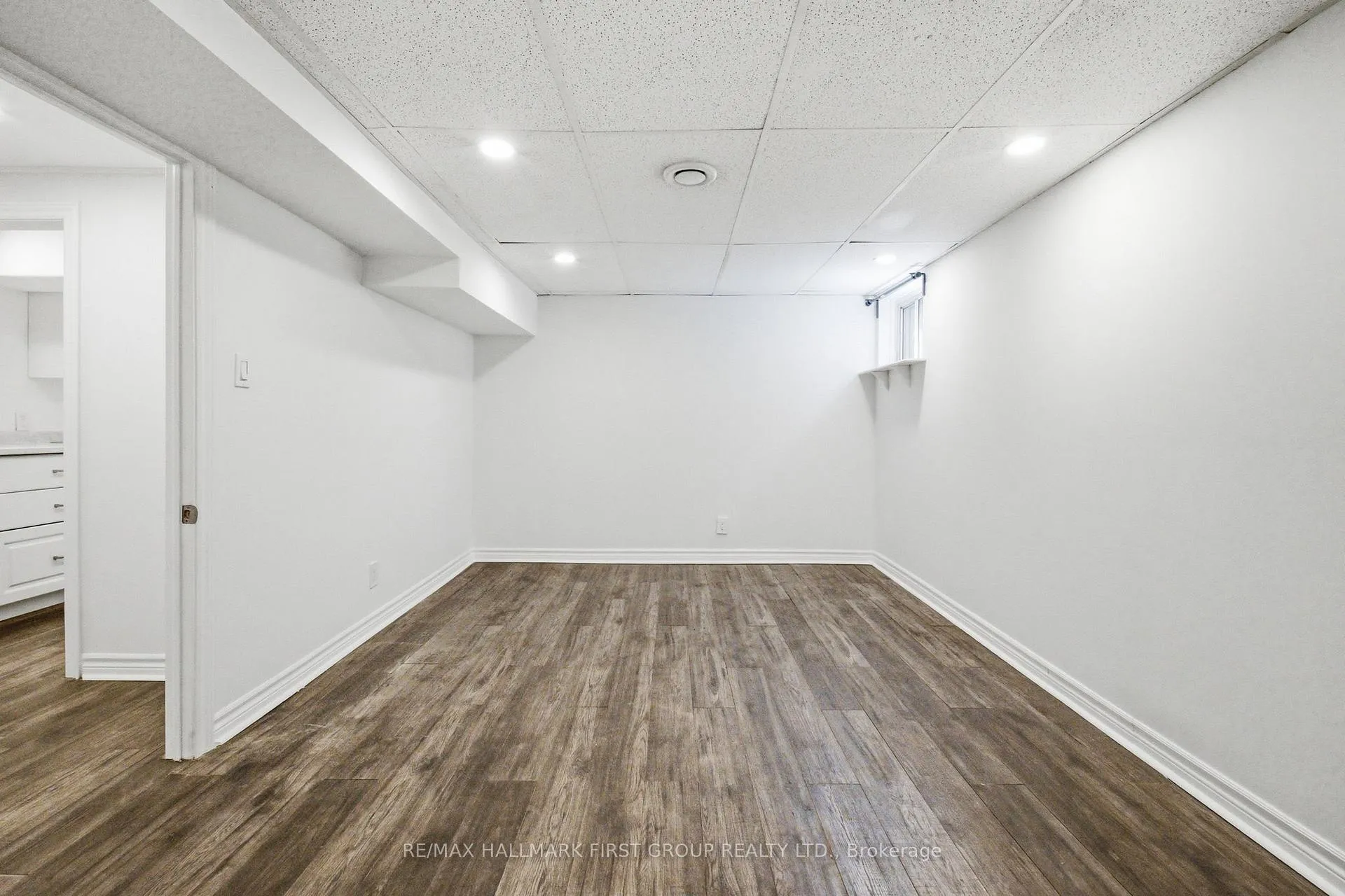 Photo 17 of Unit 102, 925 Bayly Street, Pickering, West Shore — HOMEH
