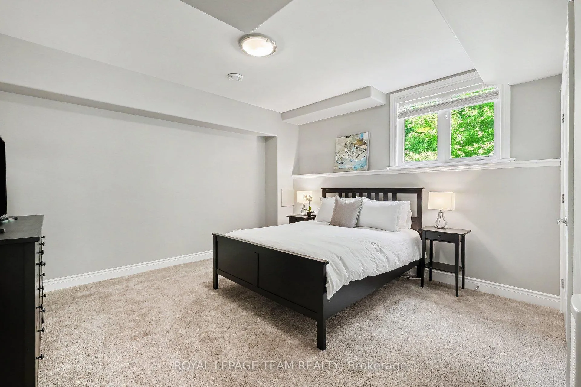 Photo 33 of 1650 Reindeer Way, Ottawa, Greely — HOMEH