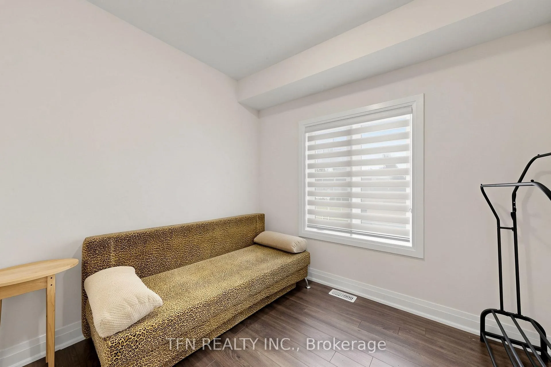 Photo 26 of 30 Hesperus Road, Vaughan, Patterson — HOMEH