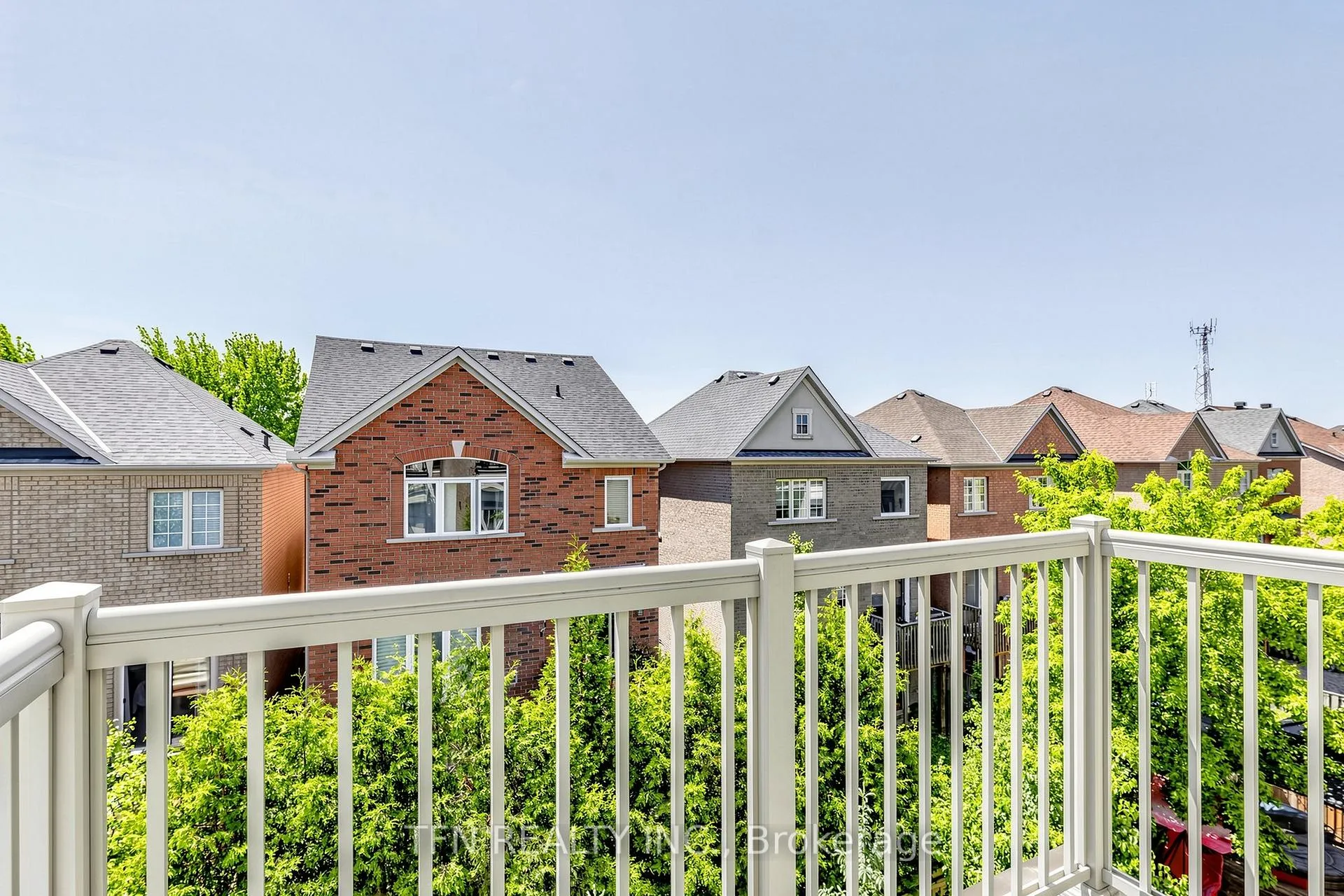 Photo 29 of 30 Hesperus Road, Vaughan, Patterson — HOMEH