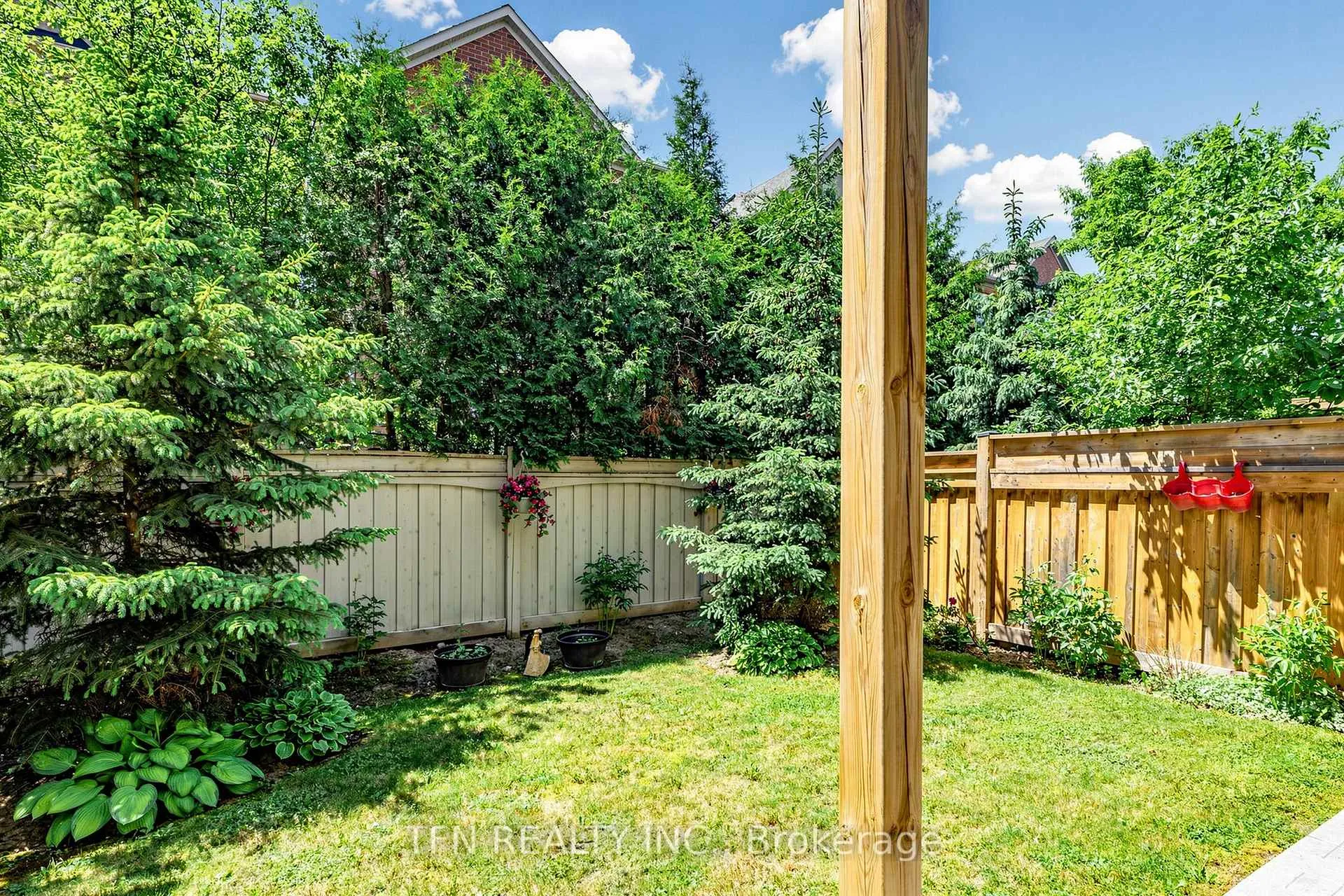 Photo 34 of 30 Hesperus Road, Vaughan, Patterson — HOMEH
