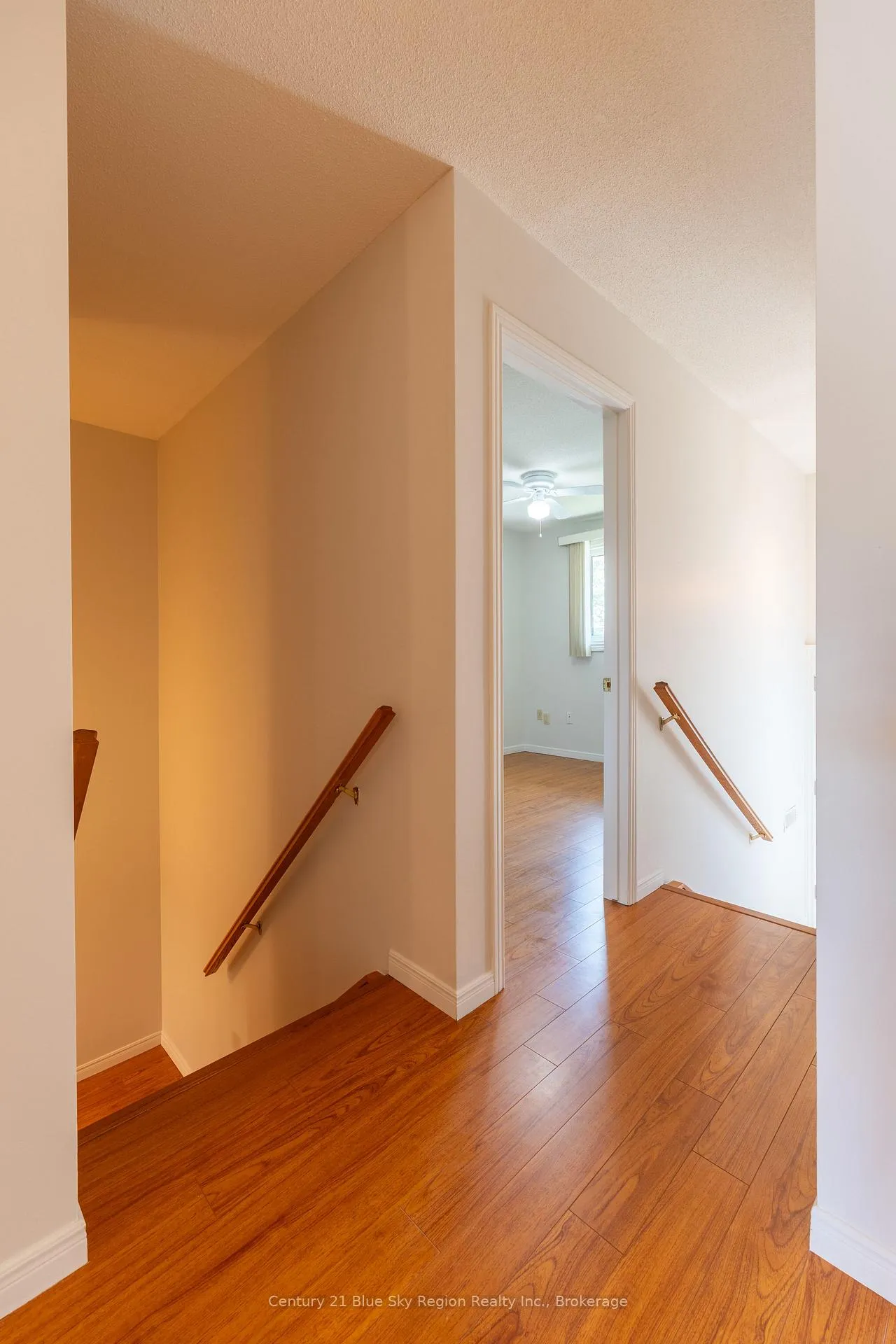 Photo 20 of 624 Lakeshore Drive, North Bay, Ferris — HOMEH