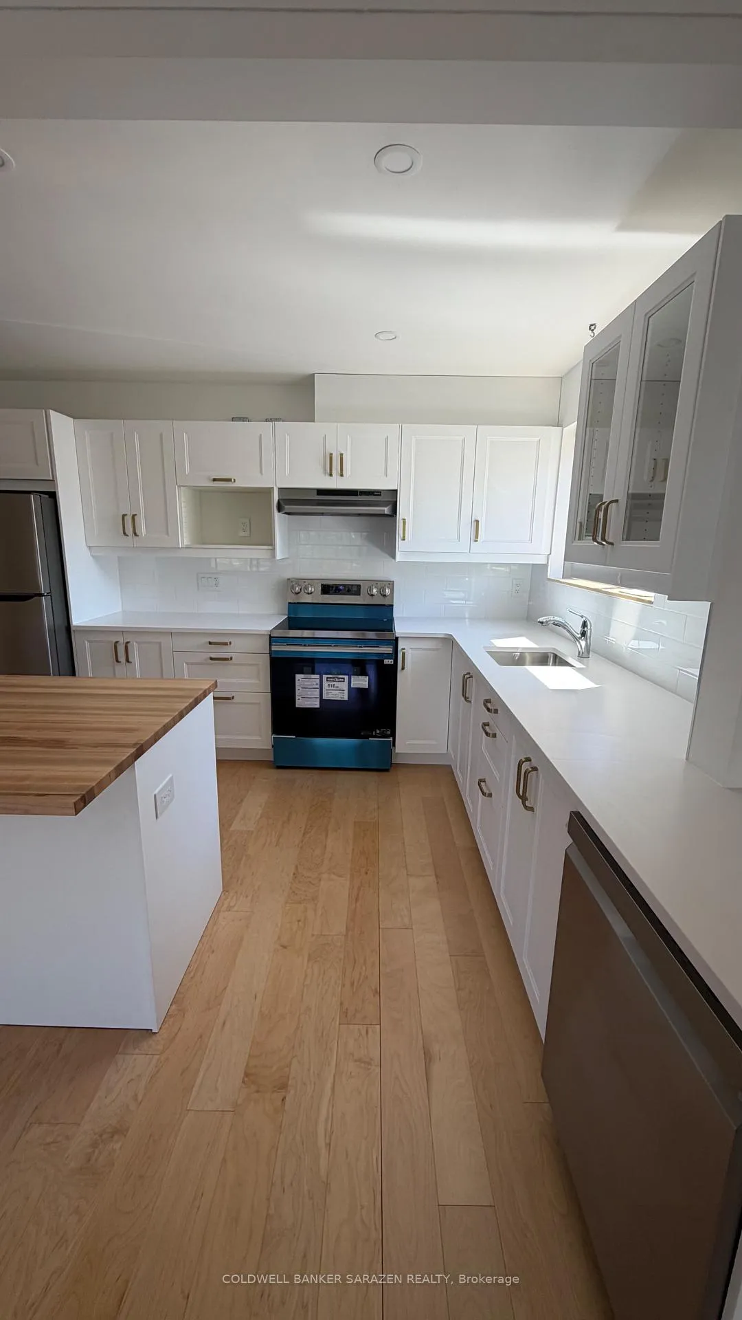 Photo 4 of 684 Tweedsmuir Avenue, Ottawa, Westboro/Hampton Park — HOMEH