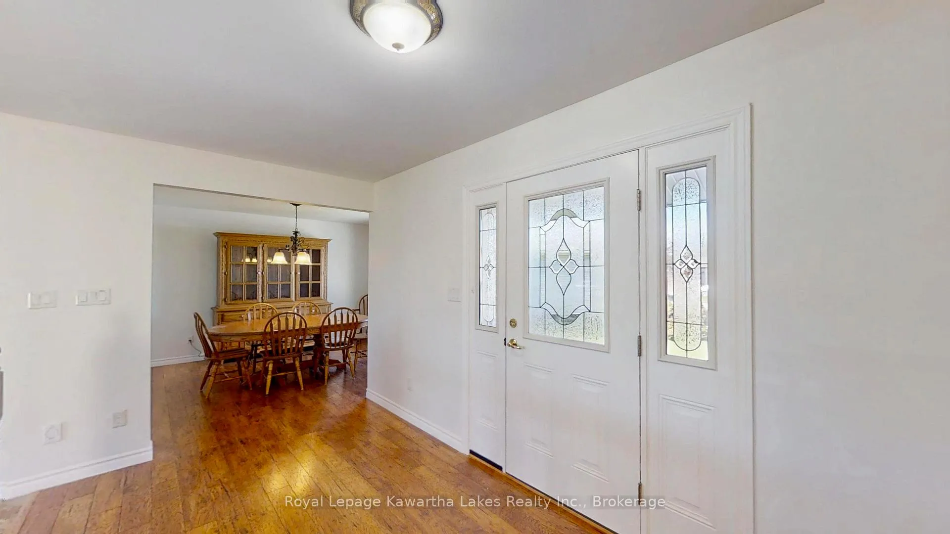 Photo 4 of 95 Beechwood Avenue, Brock, Beaverton — HOMEH