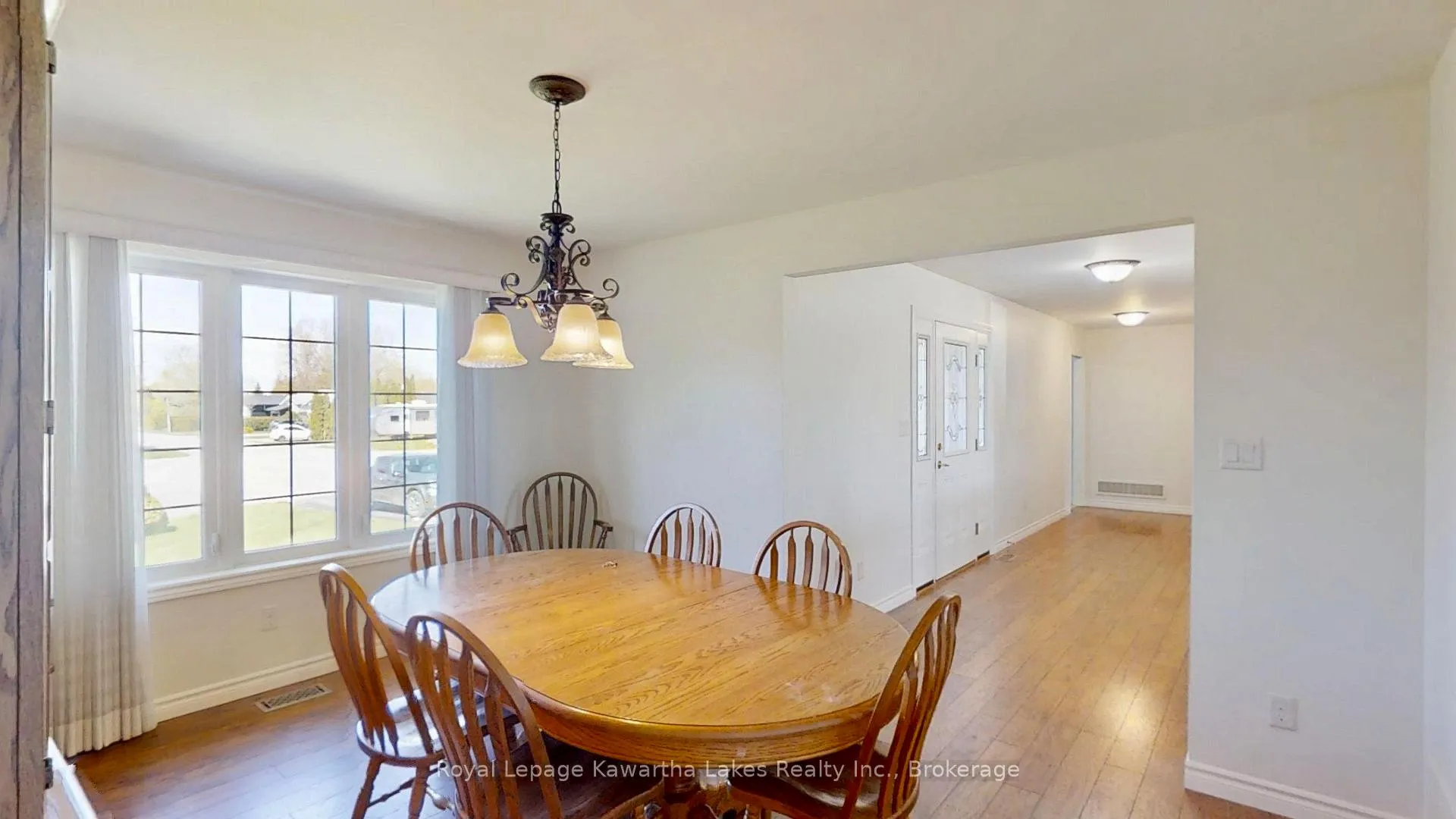 Photo 6 of 95 Beechwood Avenue, Brock, Beaverton — HOMEH