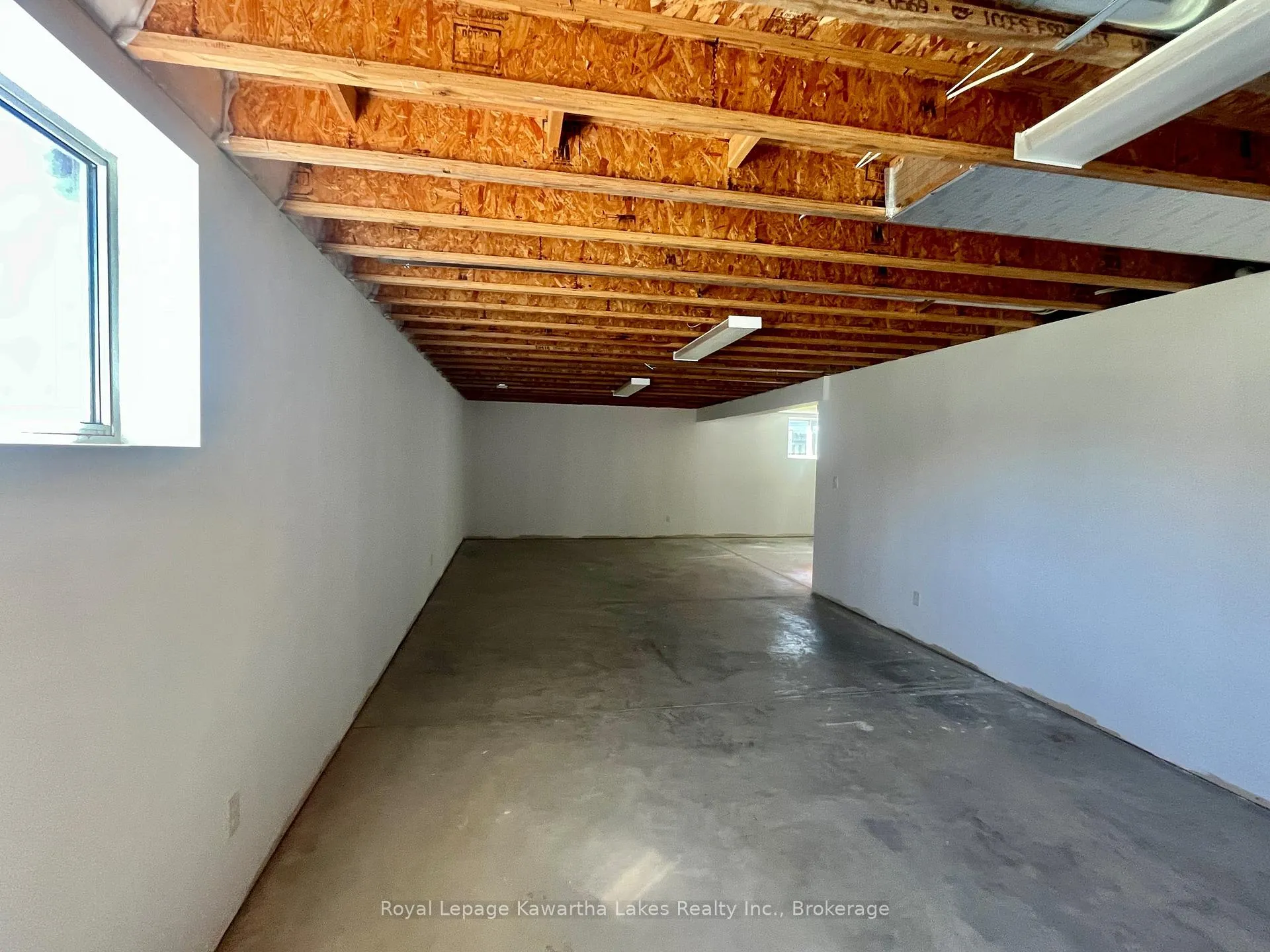Photo 32 of 95 Beechwood Avenue, Brock, Beaverton — HOMEH