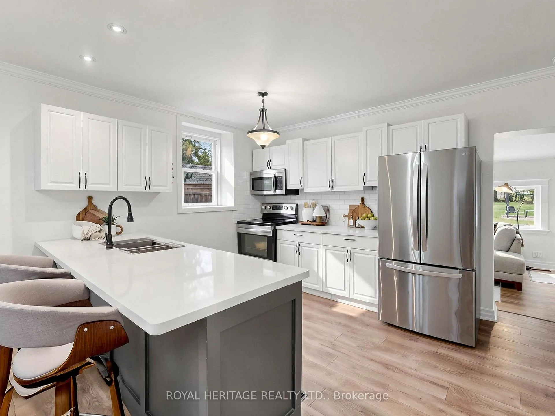 Photo 6 of 97 Scugog Street, Clarington, Bowmanville — HOMEH