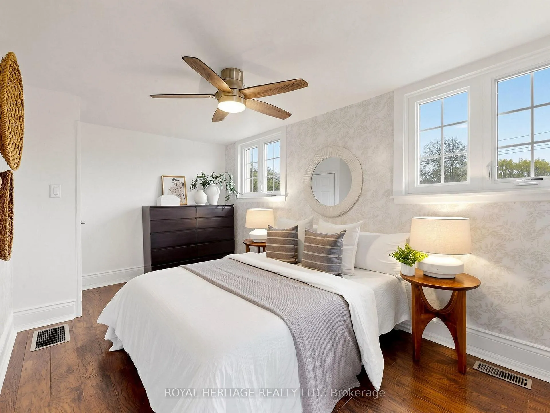 Photo 14 of 97 Scugog Street, Clarington, Bowmanville — HOMEH