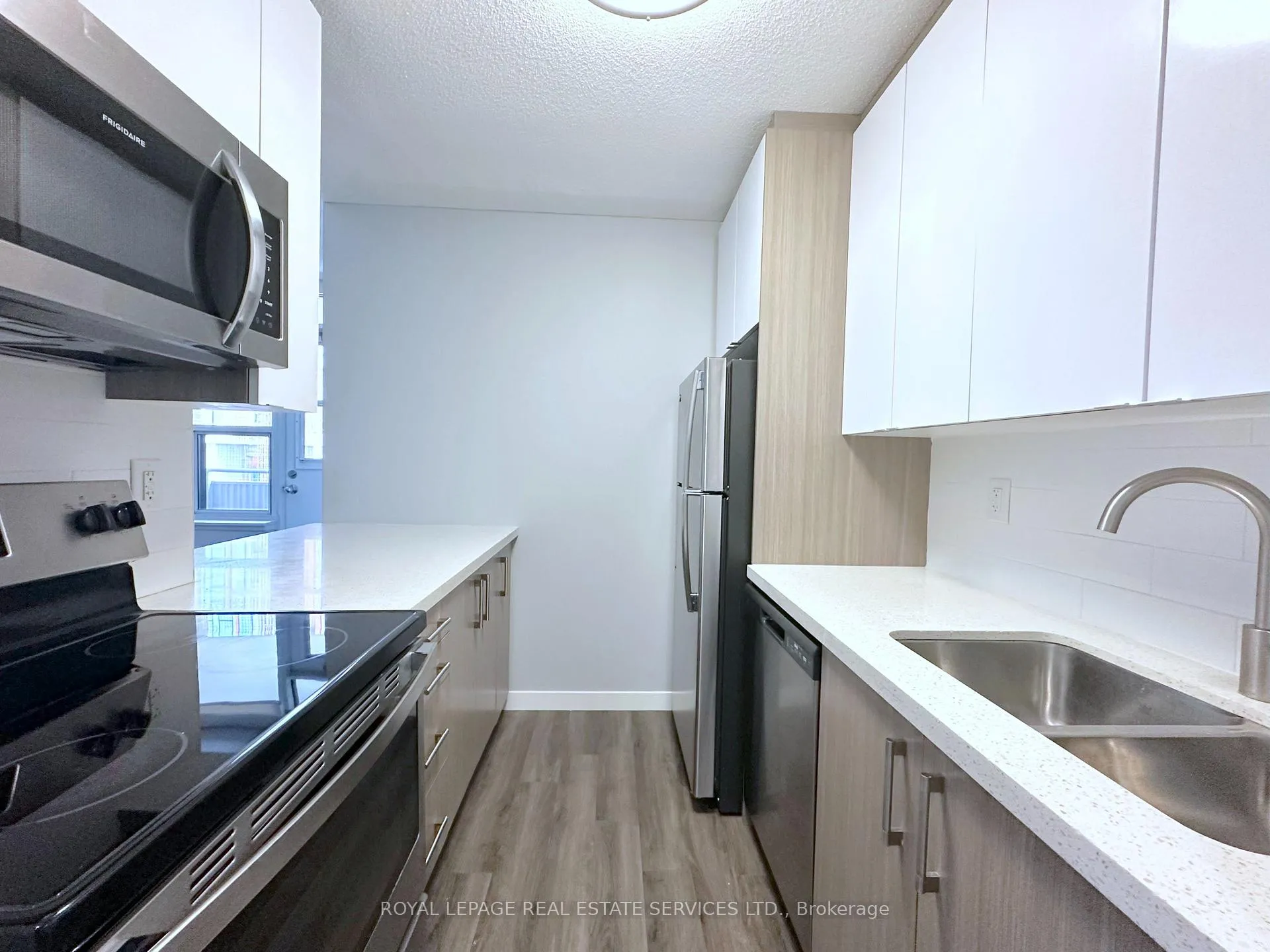 Photo 3 of Unit 211, 265 Main Street, Toronto, East End-Danforth — HOMEH