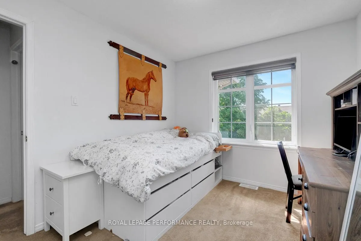 Photo 16 of 167 Duntroon Circle, Ottawa, Hunt Club Park/Greenboro — HOMEH
