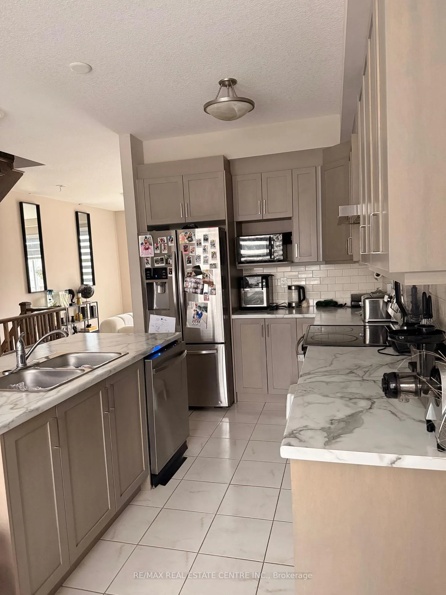 Photo 5 of Unit 17, 445 Ontario Street, Milton, Timberlea — HOMEH