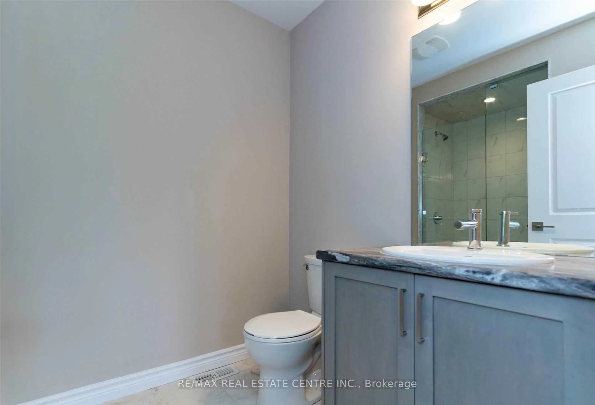 Photo 17 of Unit 17, 445 Ontario Street, Milton, Timberlea — HOMEH