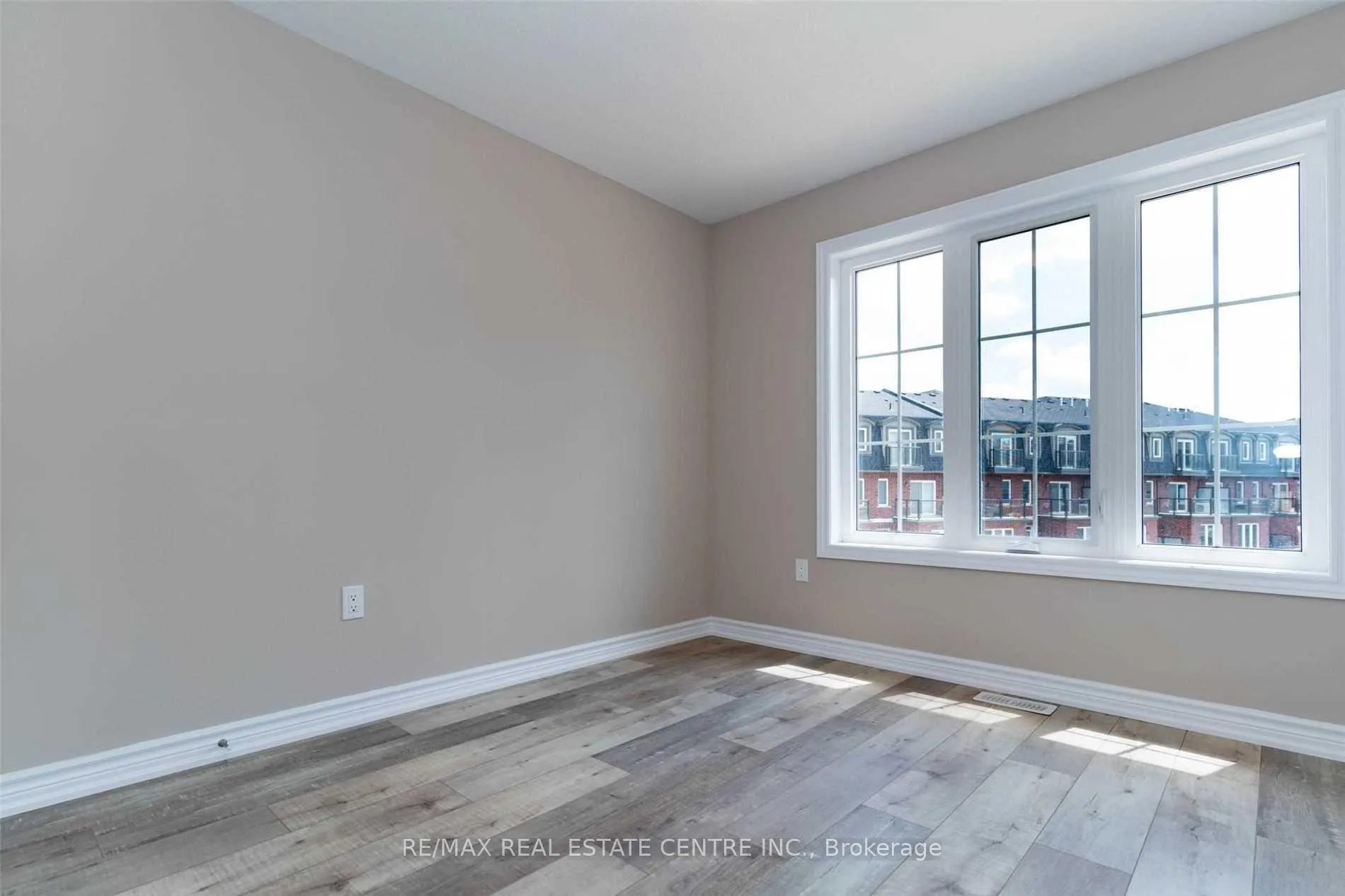 Photo 20 of Unit 17, 445 Ontario Street, Milton, Timberlea — HOMEH