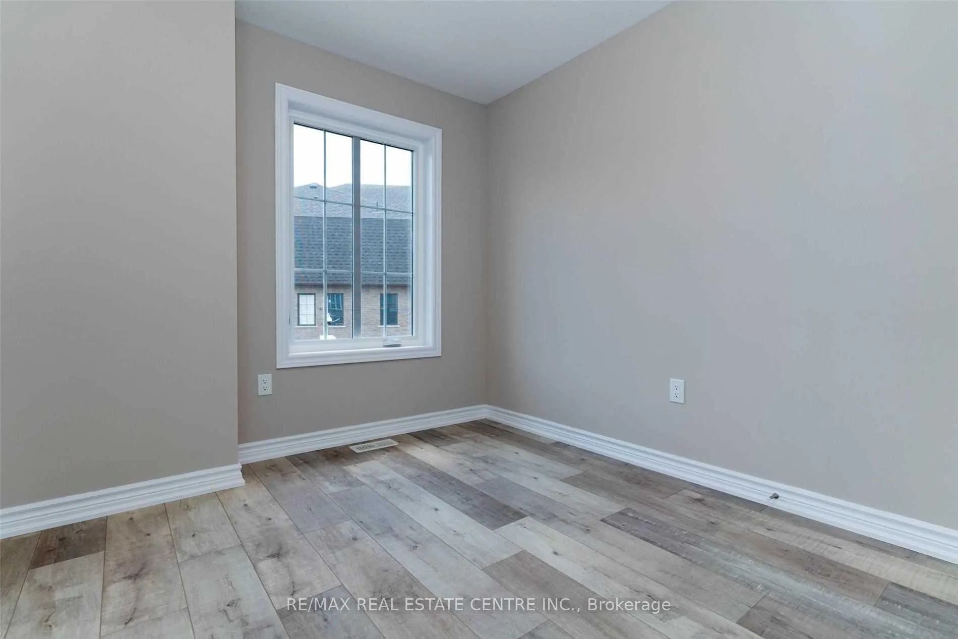Photo 22 of Unit 17, 445 Ontario Street, Milton, Timberlea — HOMEH
