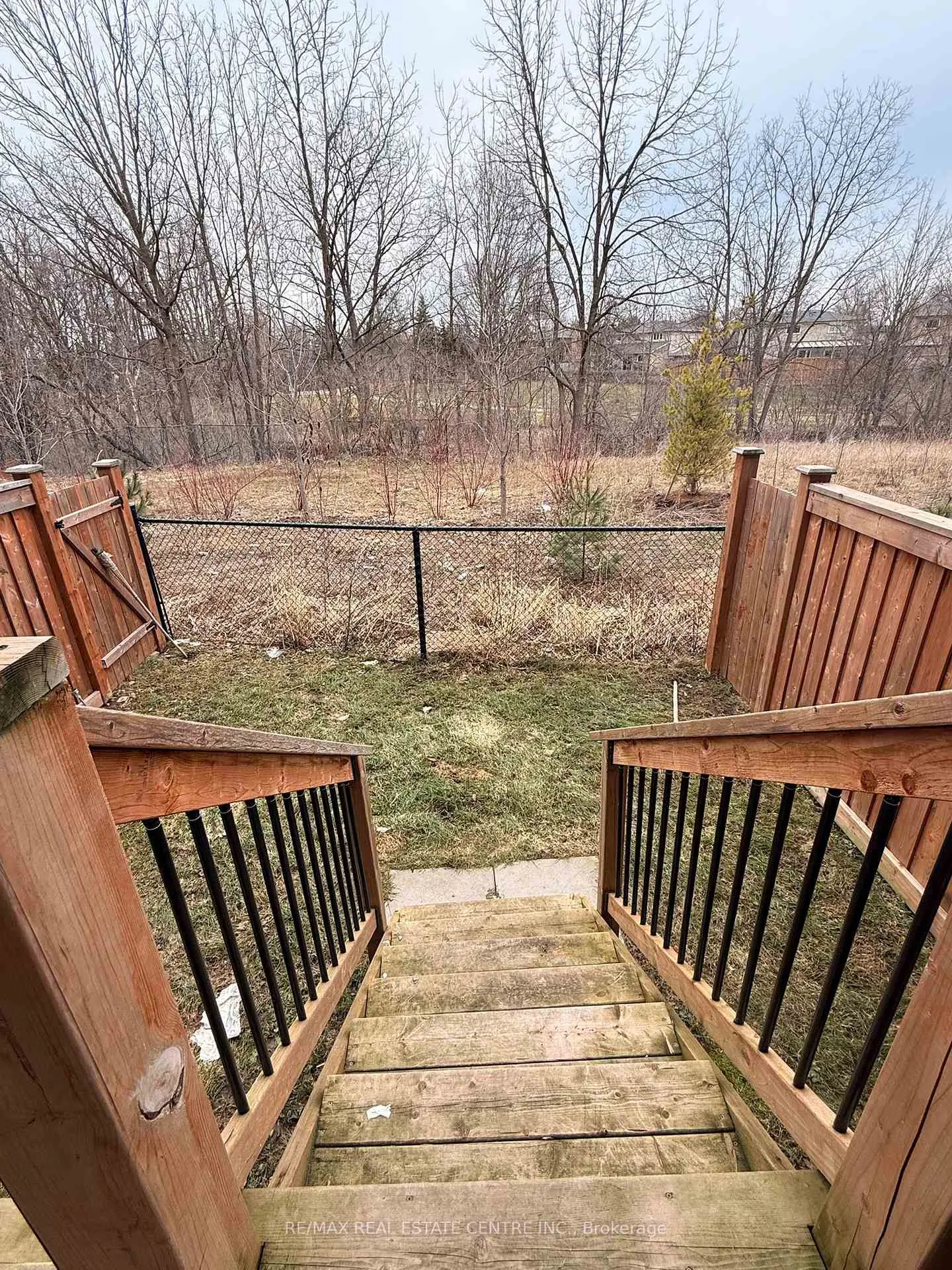 Photo 30 of Unit 17, 445 Ontario Street, Milton, Timberlea — HOMEH