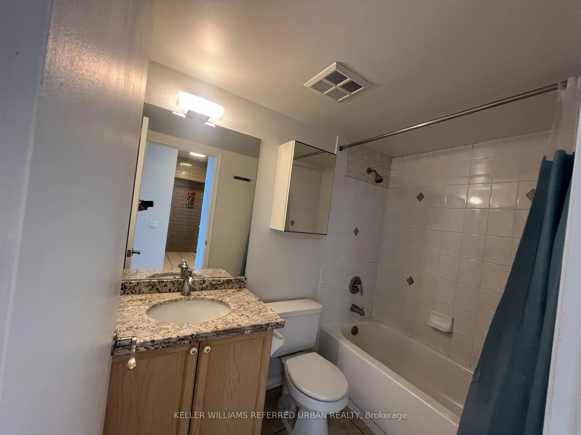 Photo 12 of Unit 813, 650 Lawrence Avenue W, Toronto, Englemount-Lawrence — HOMEH