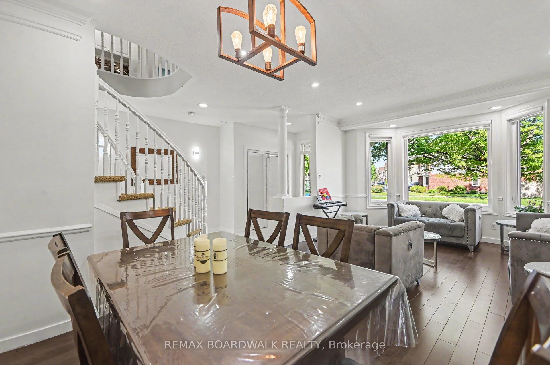 Photo 9 of 6072 Longleaf Drive, Ottawa, Chapel Hill South - Orleans Village — HOMEH