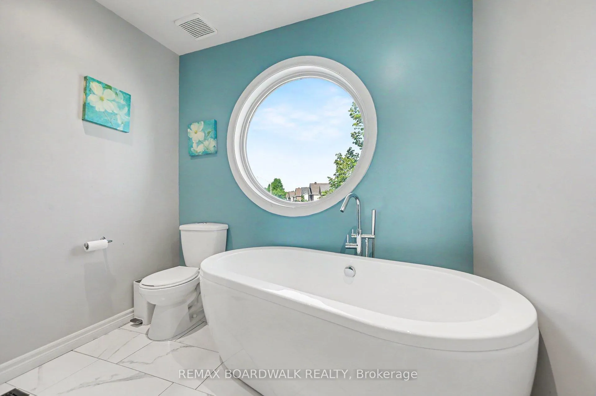 Photo 24 of 6072 Longleaf Drive, Ottawa, Chapel Hill South - Orleans Village — HOMEH