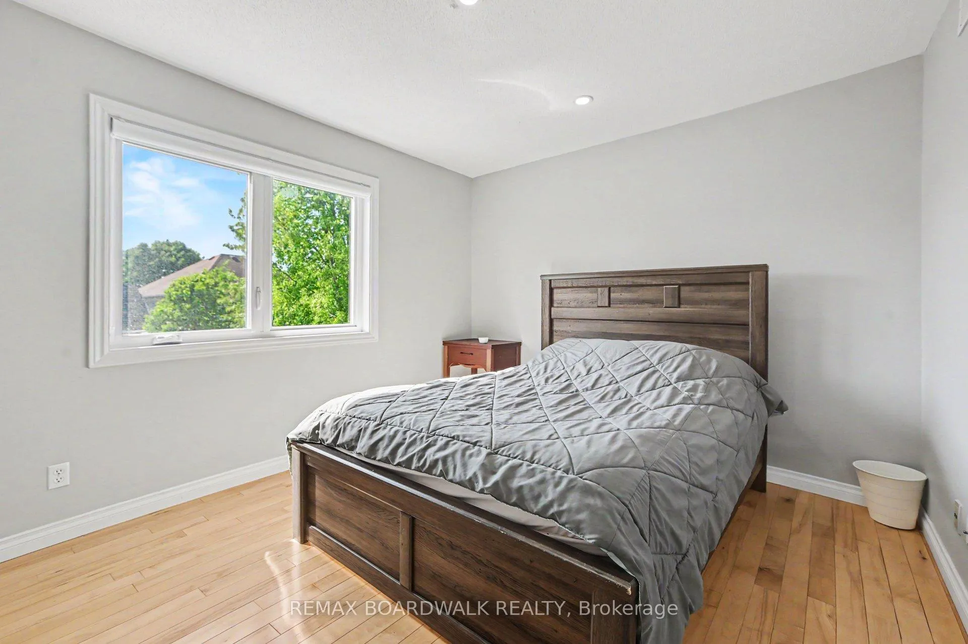 Photo 27 of 6072 Longleaf Drive, Ottawa, Chapel Hill South - Orleans Village — HOMEH