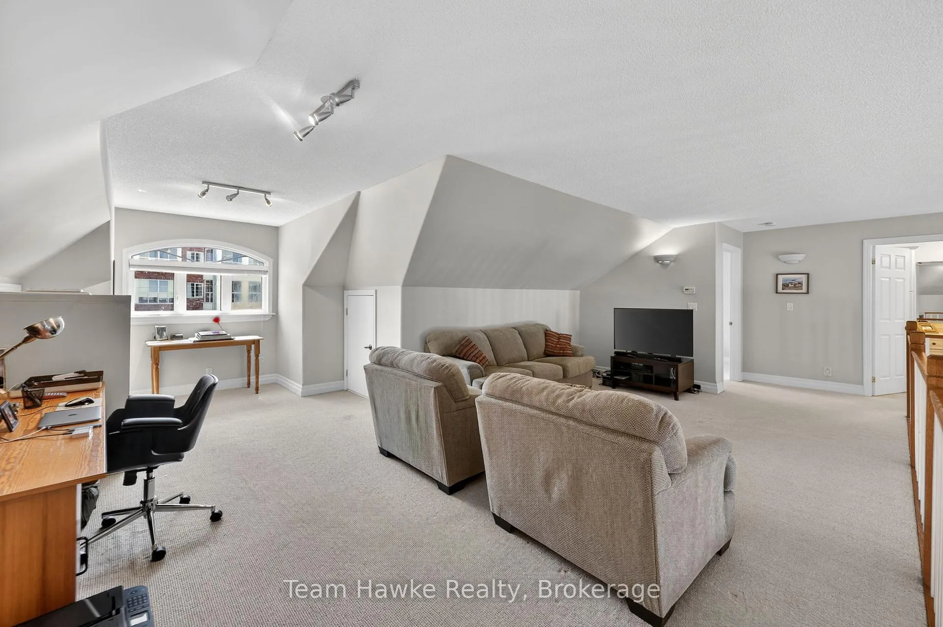 Photo 26 of Unit 8, 2 Beck Boulevard, Penetanguishene — HOMEH