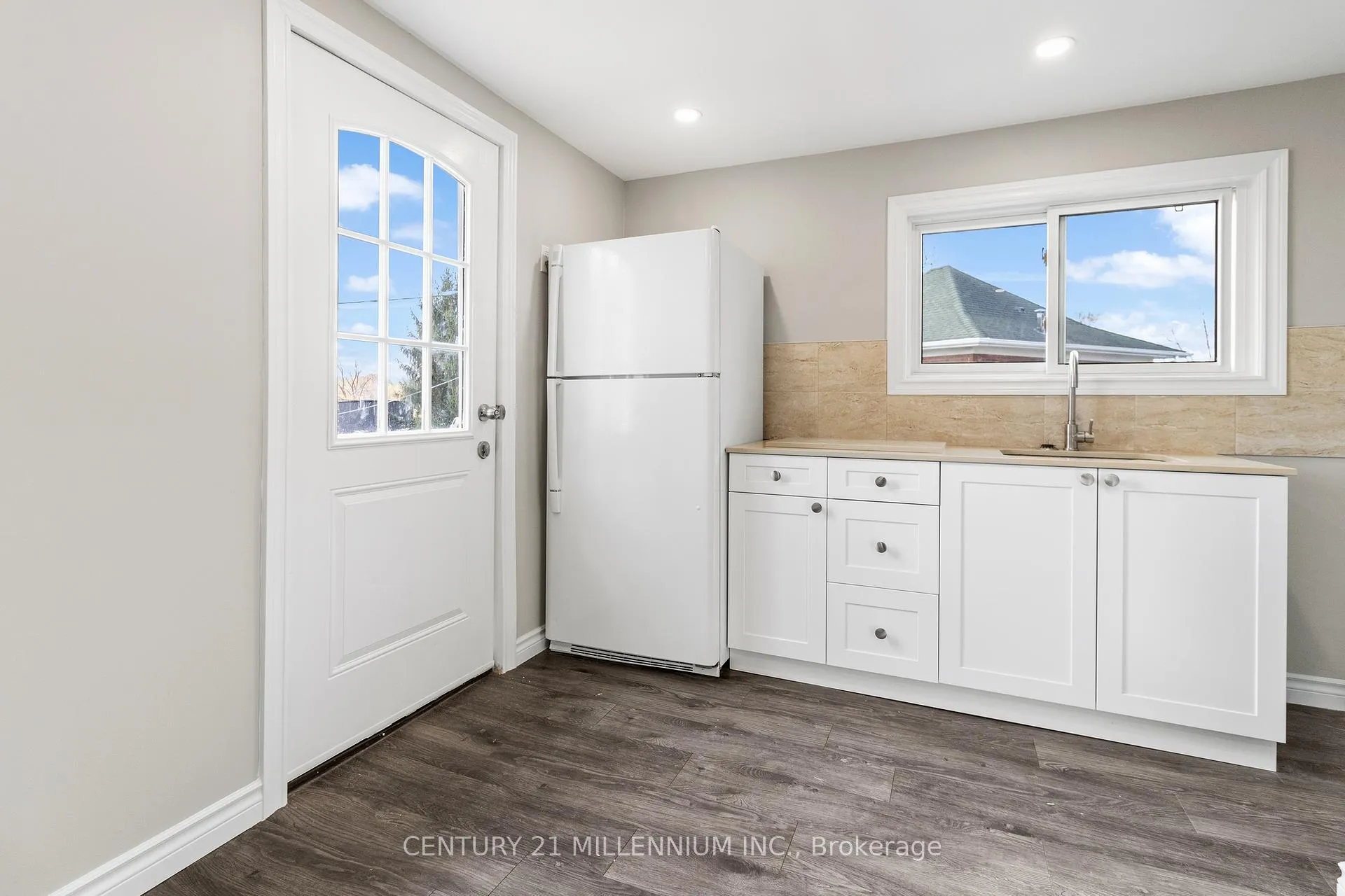 Photo 4 of Unit Upper, 1424 Beaverdams Road, Thorold, Thorold Downtown — HOMEH