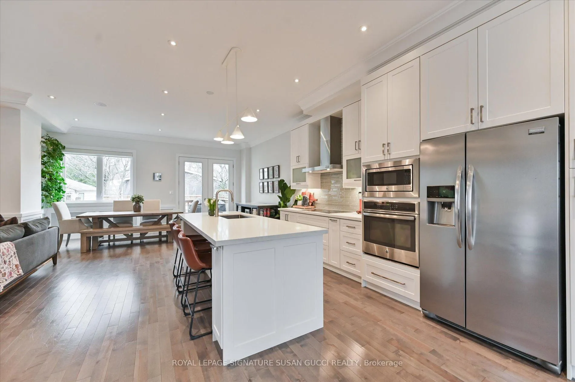 Photo 10 of 20 Warvet Crescent, Toronto, O'Connor-Parkview — HOMEH