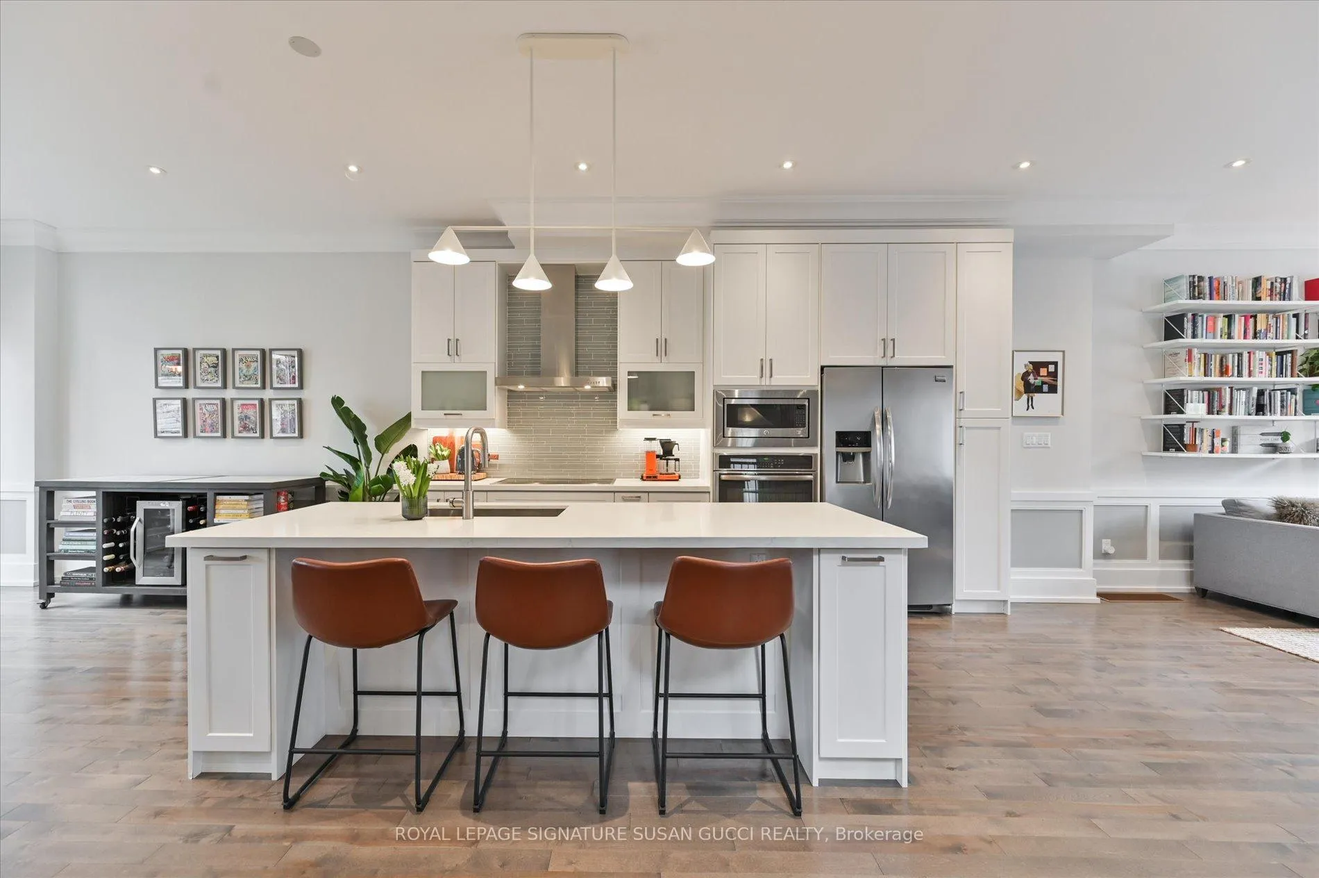 Photo 12 of 20 Warvet Crescent, Toronto, O'Connor-Parkview — HOMEH