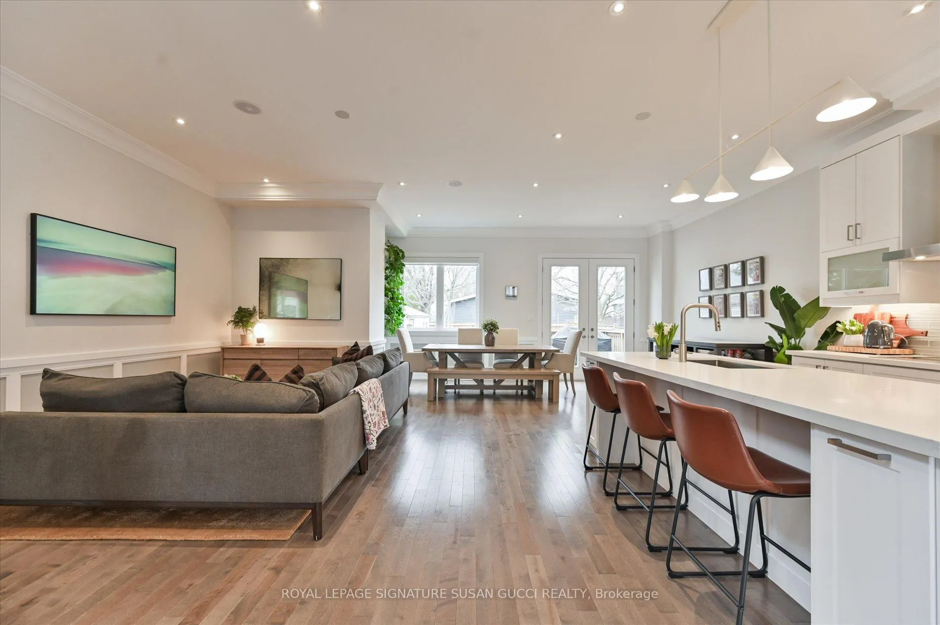 Photo 13 of 20 Warvet Crescent, Toronto, O'Connor-Parkview — HOMEH