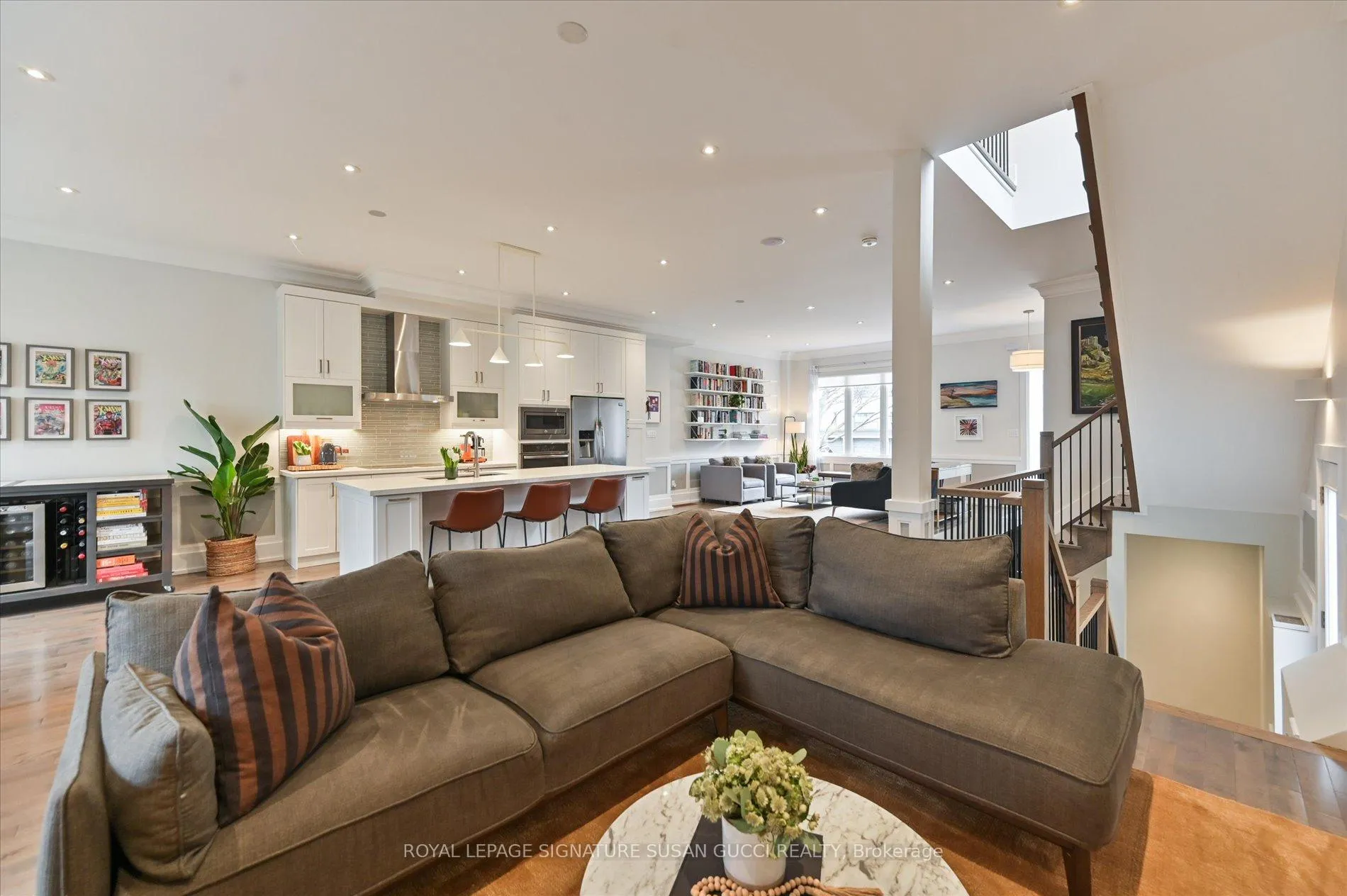 Photo 15 of 20 Warvet Crescent, Toronto, O'Connor-Parkview — HOMEH