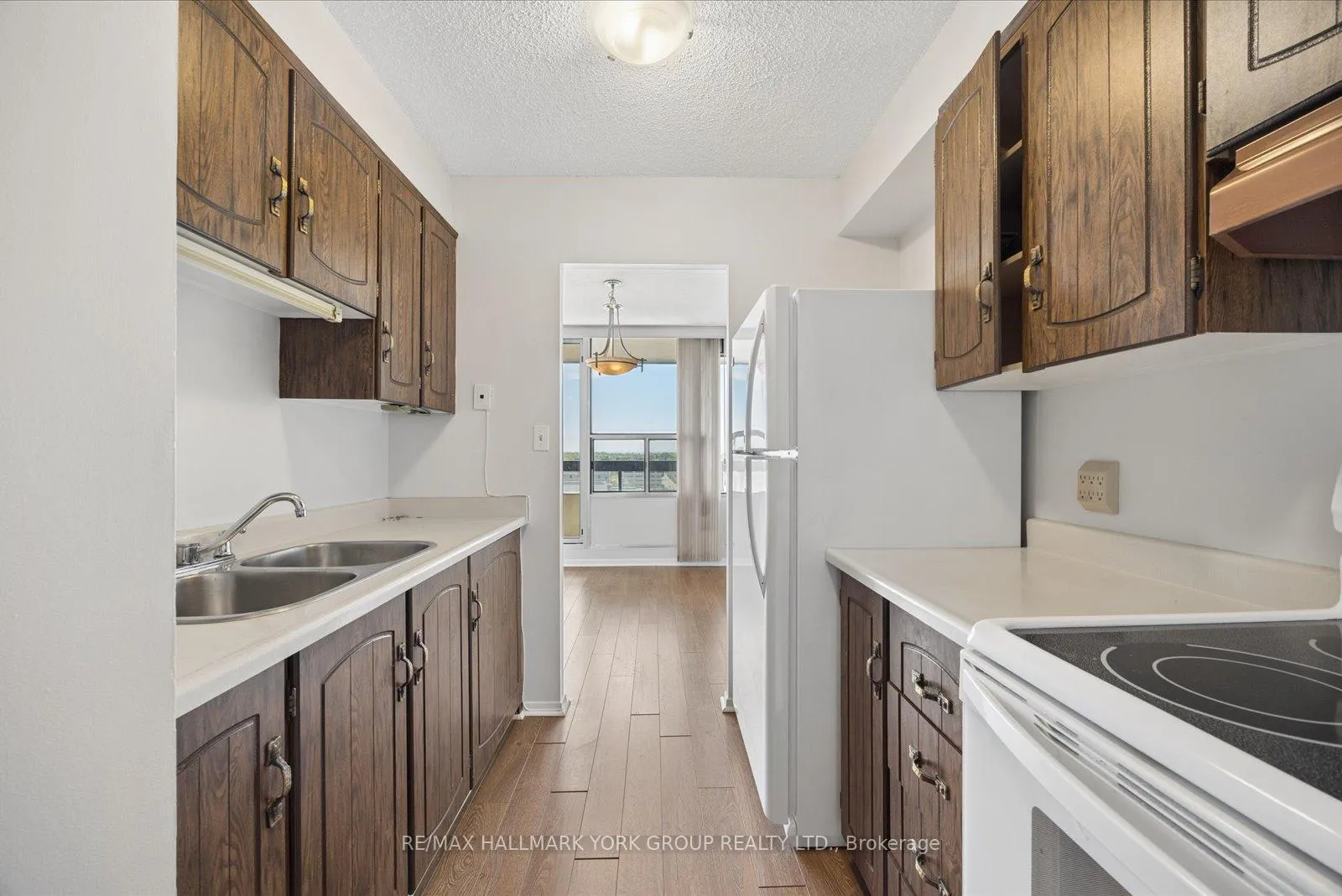 Photo 8 of Unit 1016, 55 William Street E, Oshawa, O'Neill — HOMEH