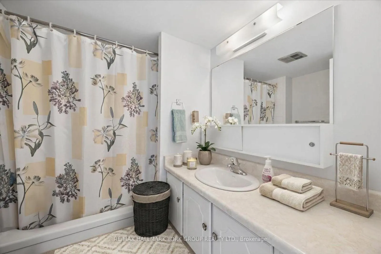 Photo 14 of Unit 1016, 55 William Street E, Oshawa, O'Neill — HOMEH